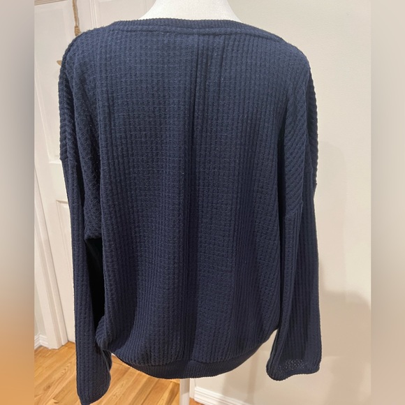 Tommy Hilfiger Women's Waffle Knit Top Blue Size Medium - Picture 4 of 8